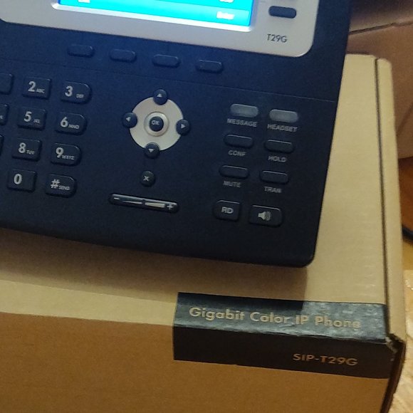 x5 YEALINK T29G SIP-T29G / T21P E2 IP Phones - Picture 3 of 4